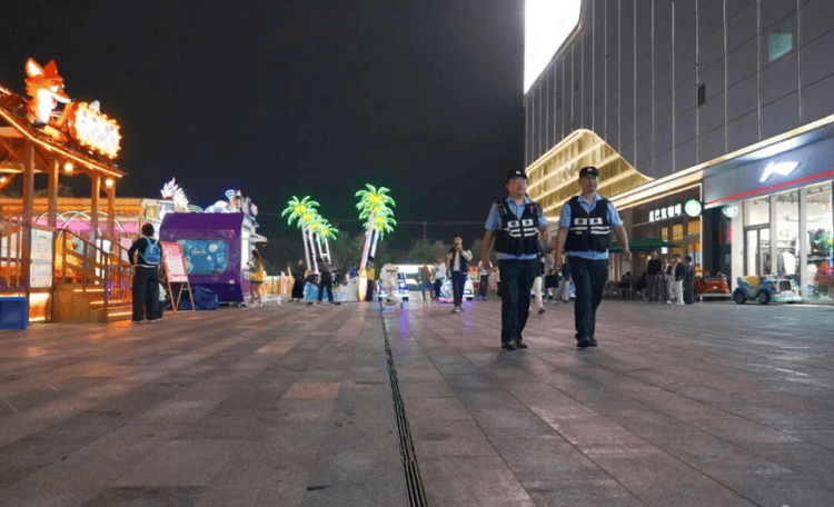 “苏超”点球大战！连云港第二现场的“藏蓝”守护力量